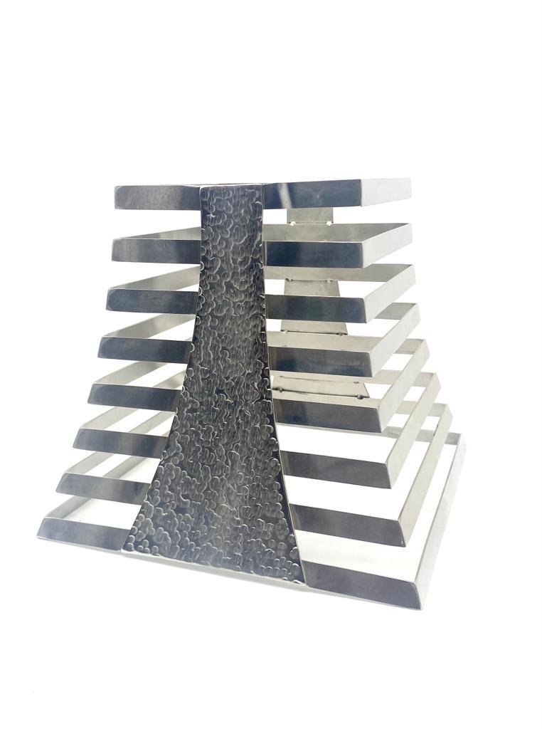 מעמד 20/20 נירוסטה חיתוך לייזר