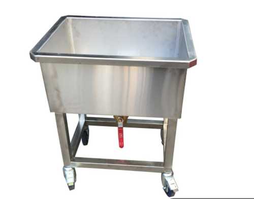 מיכל נירוסטה 130 ליטר + עגלת נירוסטה וברז ריקון