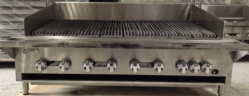 גריל גז מקצועי מדגם Buffalo Grill עם רוחב של 122 ס"מ ו-8 מבערים